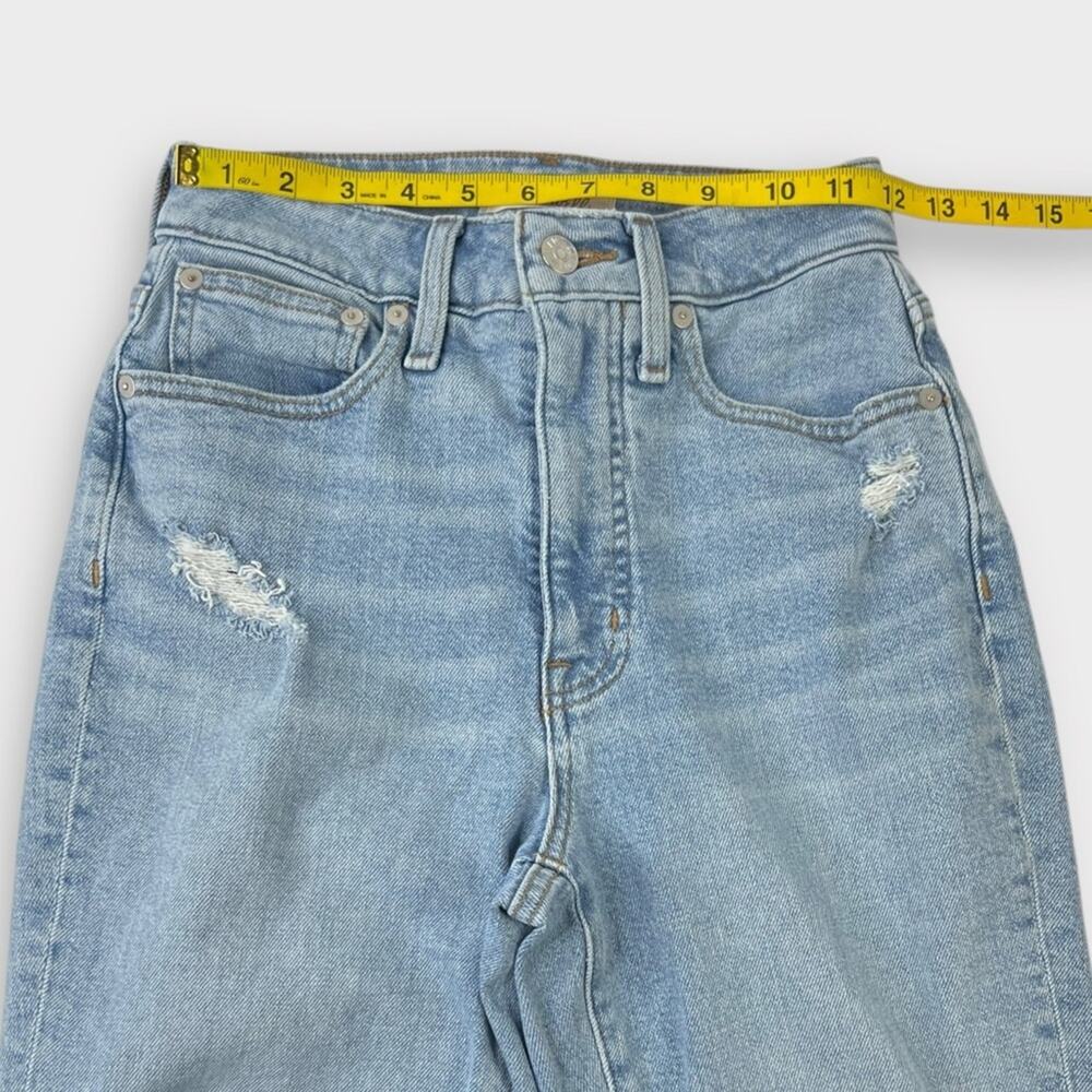 Madewell The Curvy Mom Jean in Lowden Wash: Ripped Edition Size 24 - Picture 8 of 9